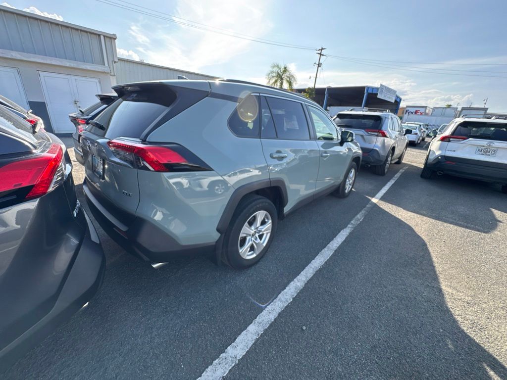 Thumbnail: 2019 Toyota RAV4 - 5