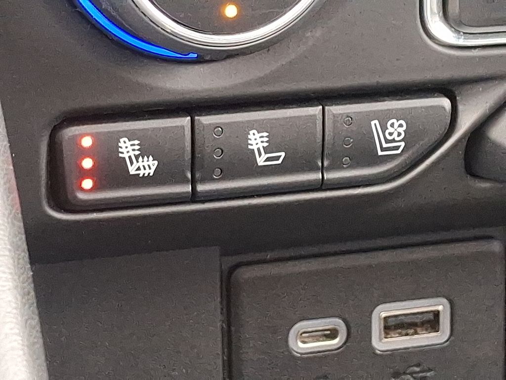 Thumbnail: 2022 Chevrolet Tahoe - 24