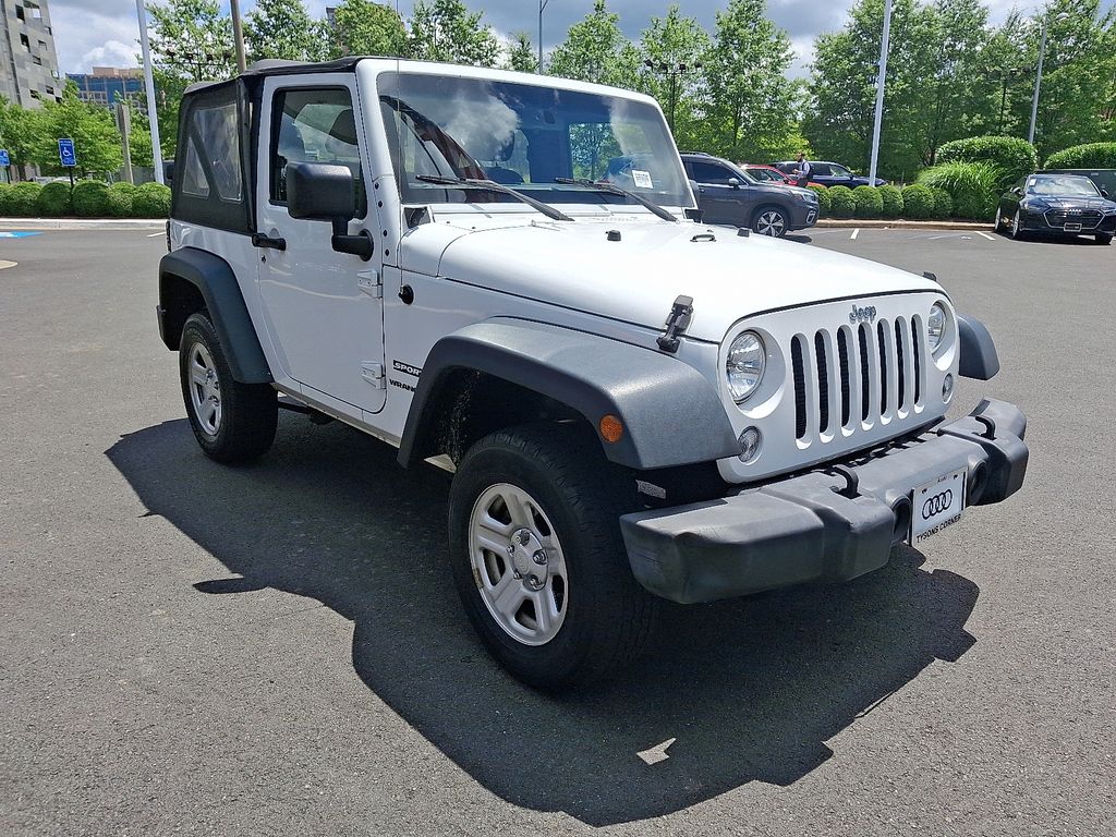Thumbnail: 2017 Jeep Wrangler - 3