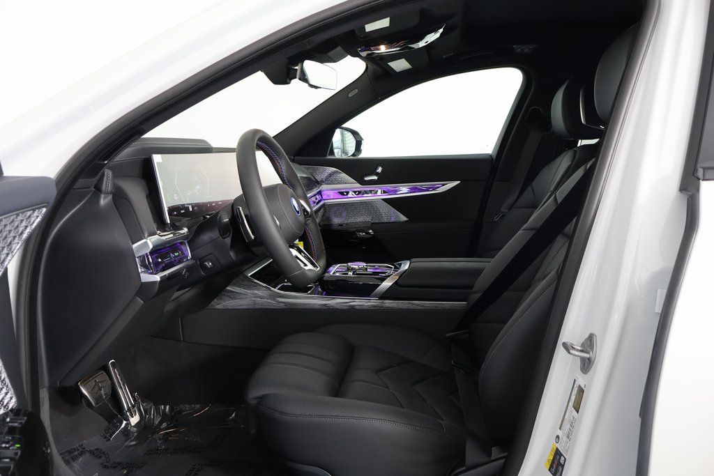 Thumbnail: 2026 BMW i7 - 5