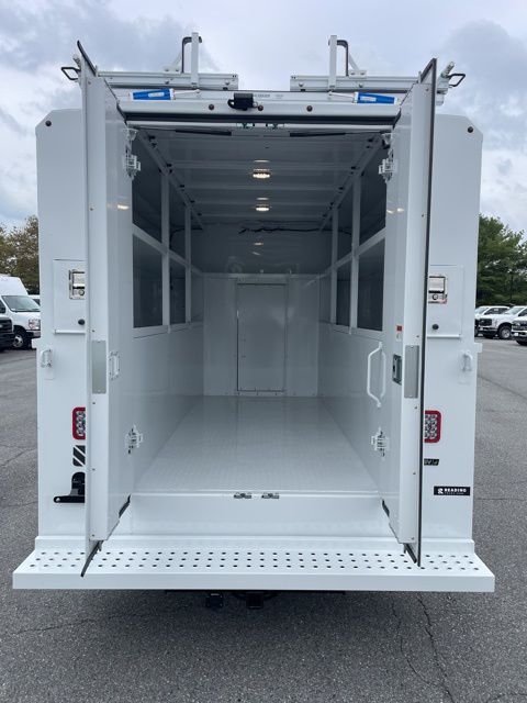 2025 Ford Transit-350 Cutaway 