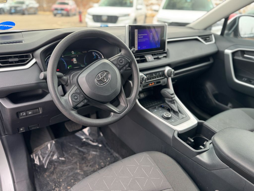 View vehicle photo 7