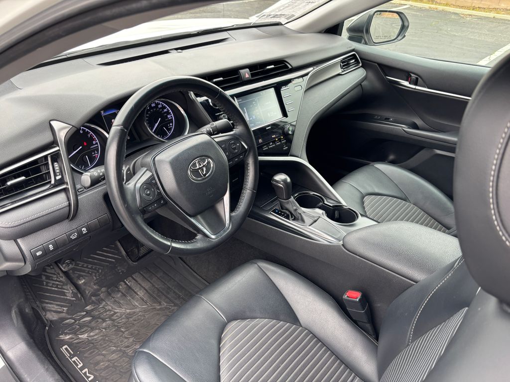 Thumbnail: 2020 Toyota Camry - 9