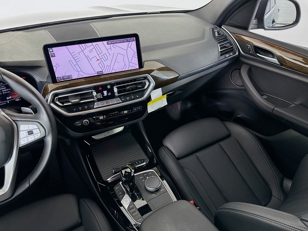 Thumbnail: 2022 BMW X3 - 24