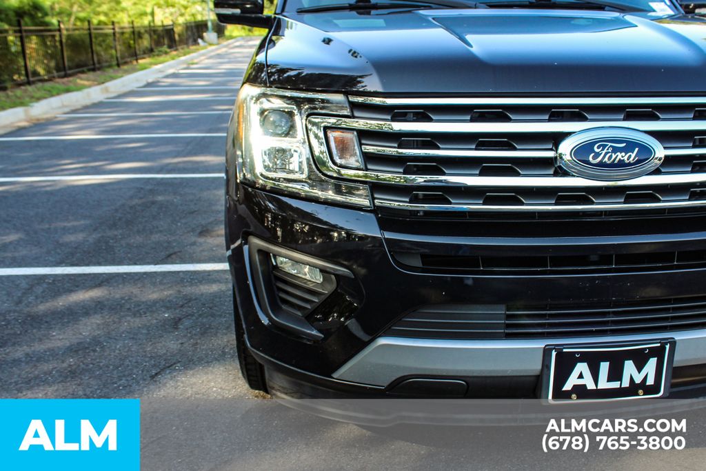 Used 2020 Black Ford XLT image 11