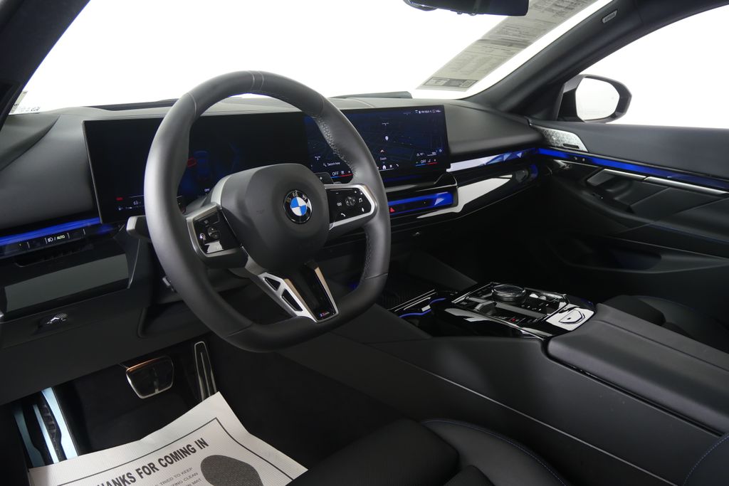 Thumbnail: 2024 BMW 5 Series - 12