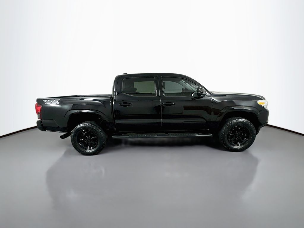 Thumbnail: 2023 Toyota Tacoma - 4