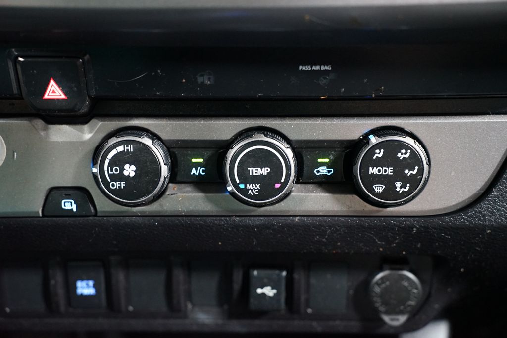 2021 Toyota Tacoma SR5 20