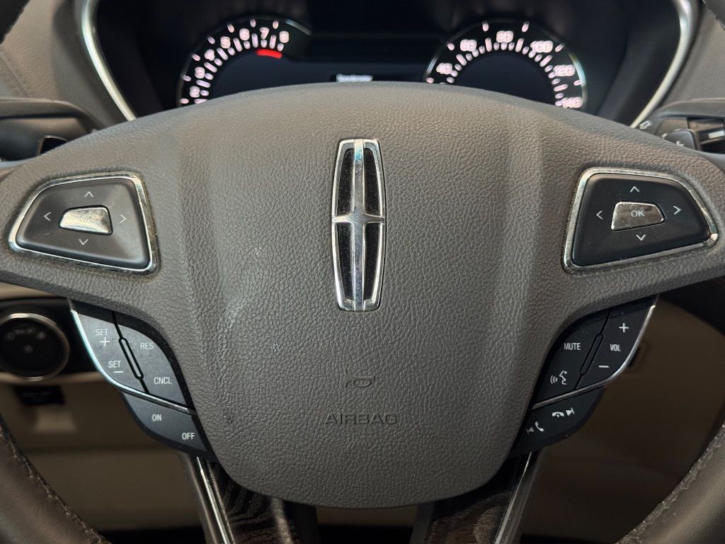 2017 Lincoln MKX Reserve - 9