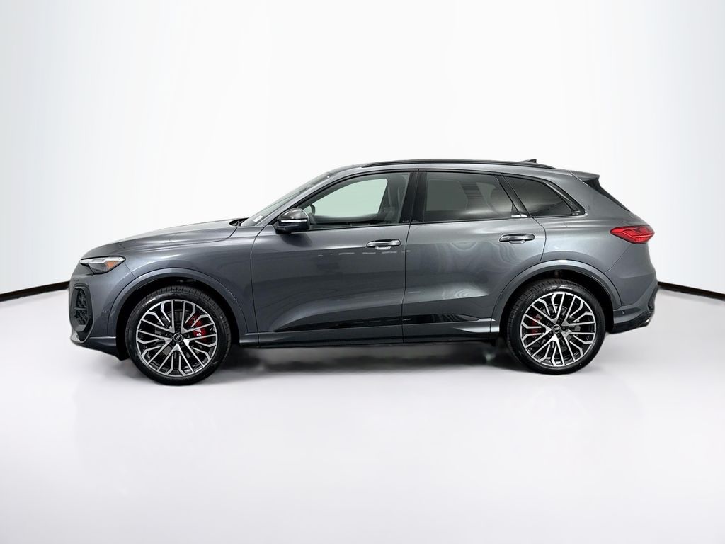Thumbnail: 2025 Audi SQ5 - 8