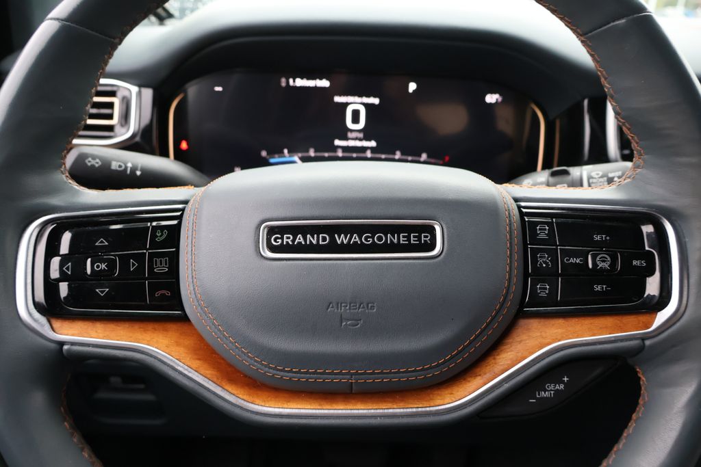Thumbnail: 2022 Jeep Grand Wagoneer - 22