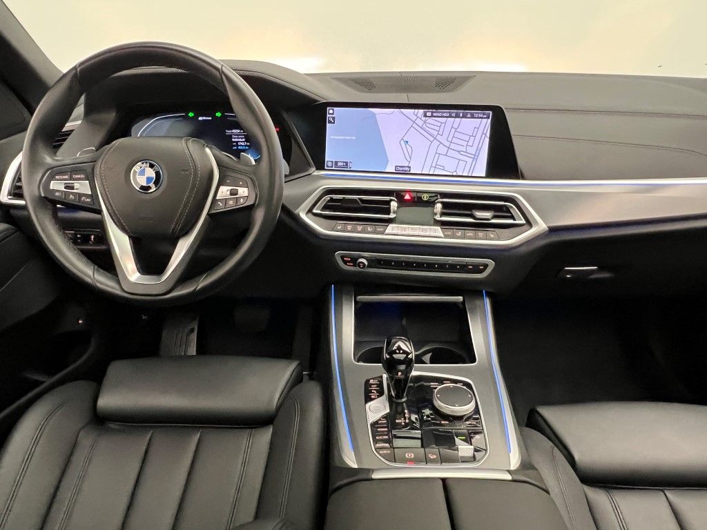 Thumbnail: 2022 BMW X5 - 16