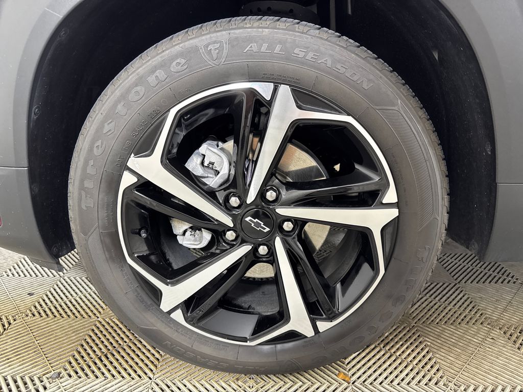Certified Used 2022 Red Chevrolet RS image 13