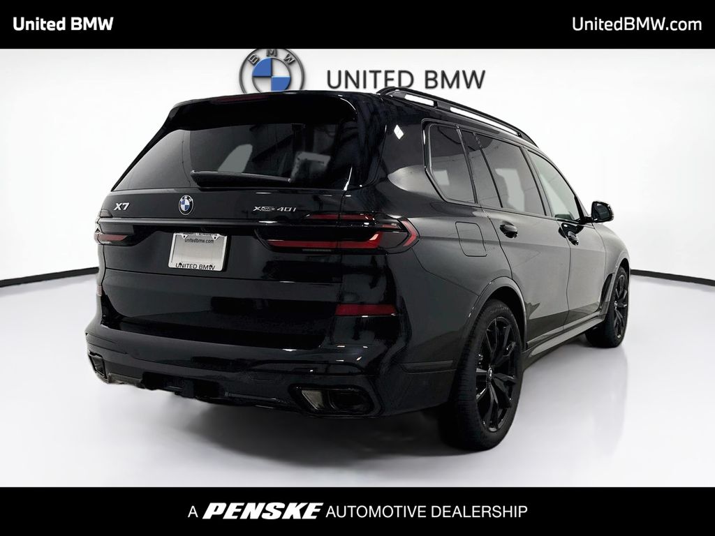 Thumbnail: 2027 BMW X7 - 5