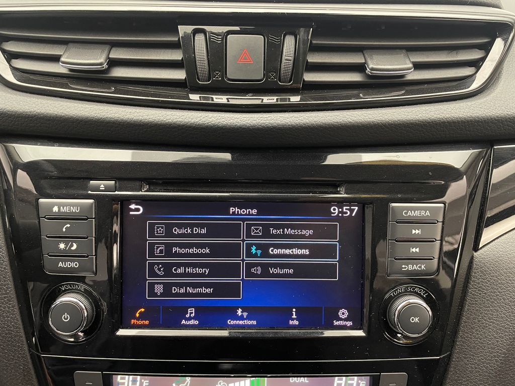 Thumbnail: 2022 Nissan Rogue Sport - 26