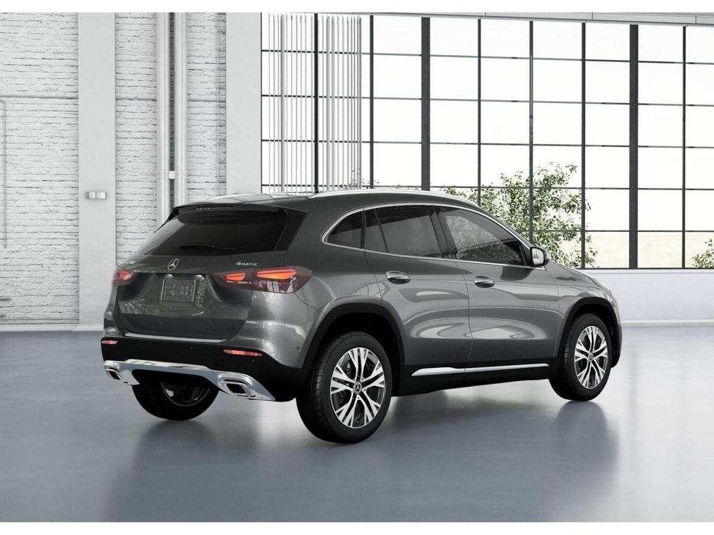 Thumbnail: 2026 Mercedes-Benz GLA - 21