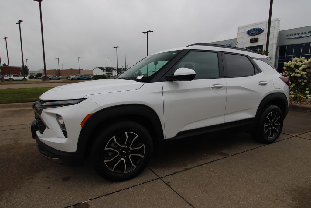 Used 2025 Chevrolet TrailBlazer SUV