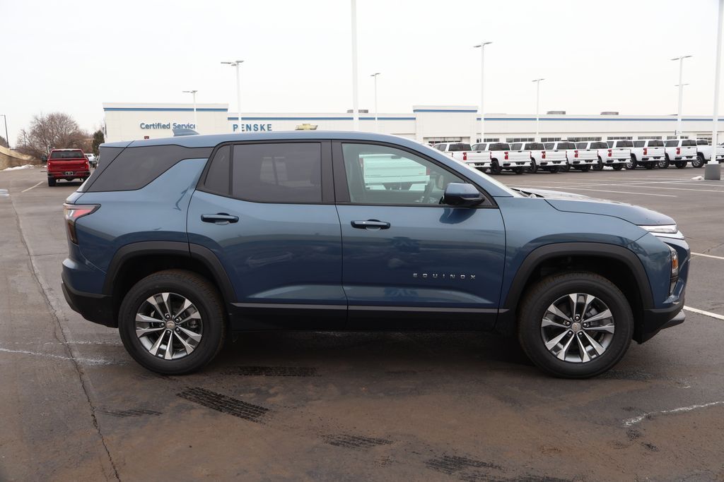 Thumbnail: 2026 Chevrolet Equinox - 9