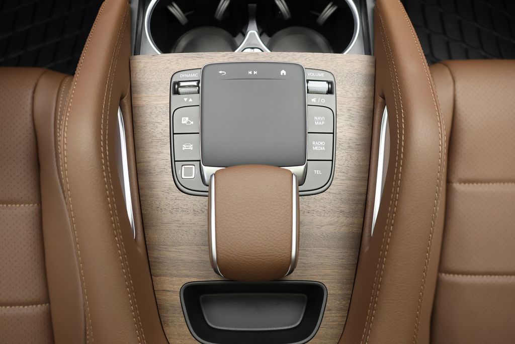 Thumbnail: 2026 Mercedes-Benz GLE - 29