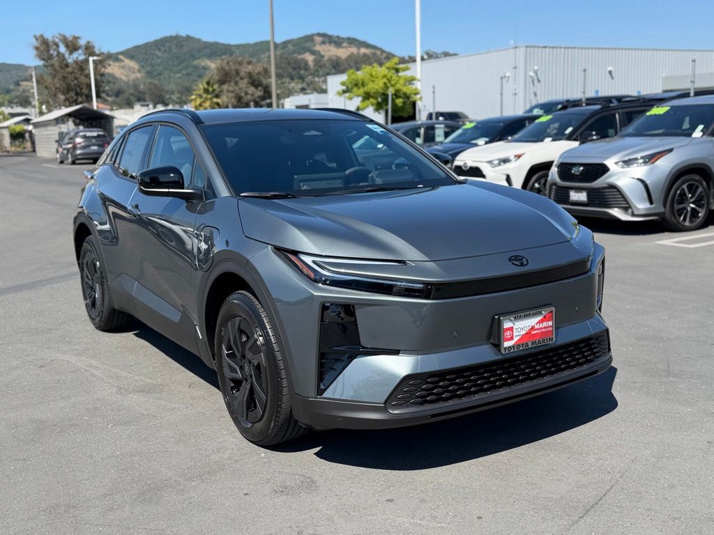 New 2026 Toyota C-HR SUV