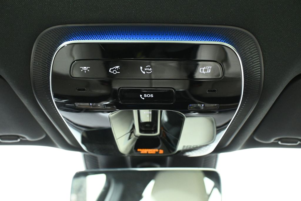 Thumbnail: 2025 Mercedes-Benz C-Class - 18