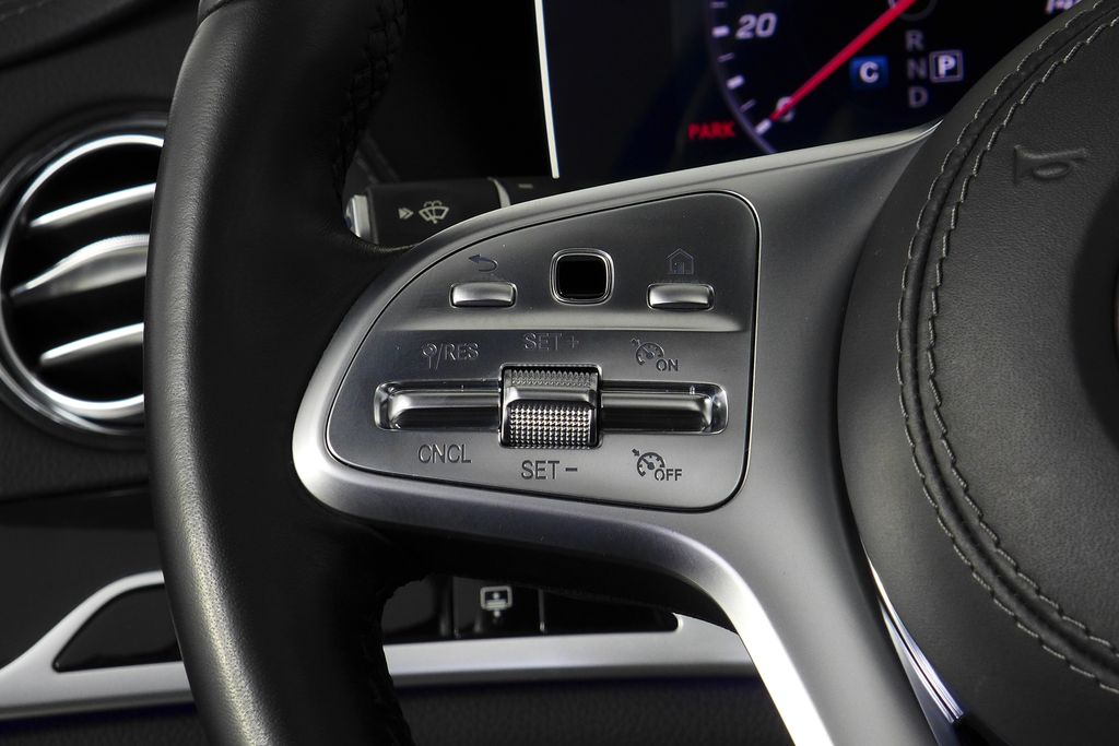 Thumbnail: 2020 Mercedes-Benz S-Class - 29