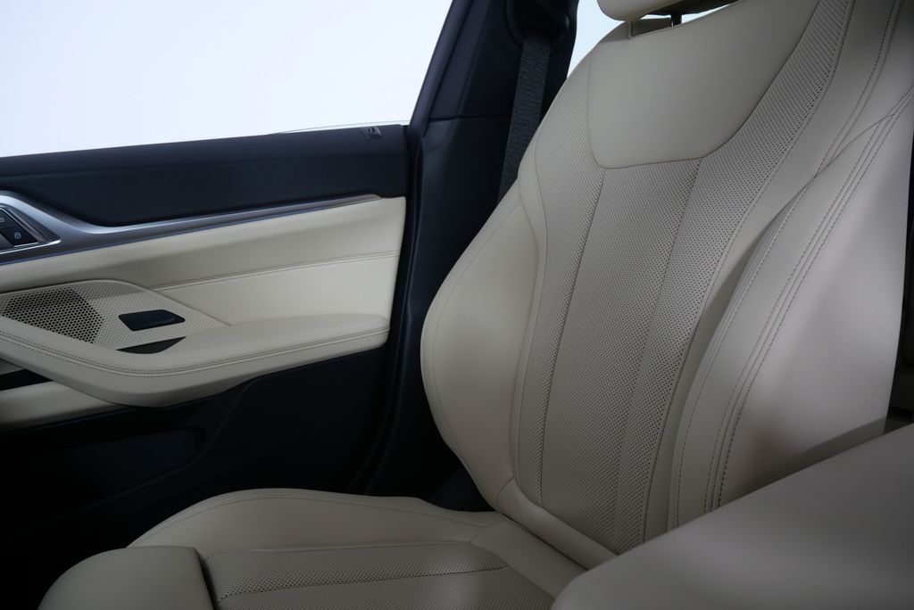 2025 BMW i4 eDrive40 22