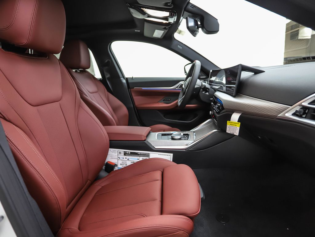 2025 BMW i4 M50 29