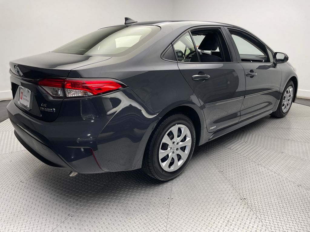 2023 Toyota Corolla LE 5