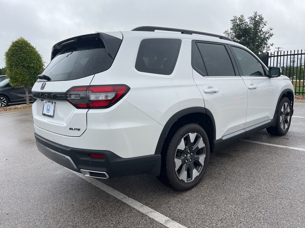 Thumbnail: 2026 Honda Pilot - 4