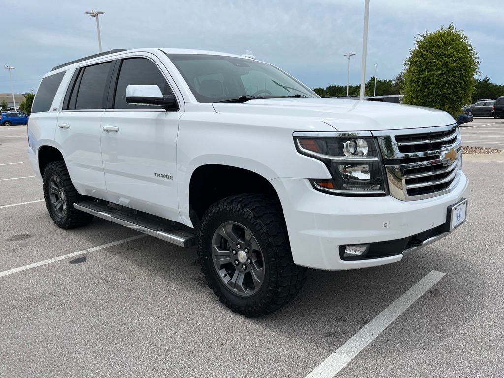 Thumbnail: 2016 Chevrolet Tahoe - 3