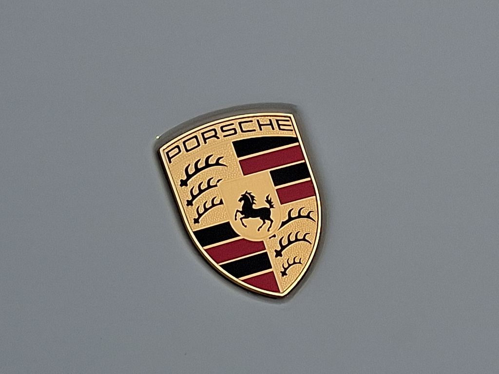 Thumbnail: 2021 Porsche 911 - 30