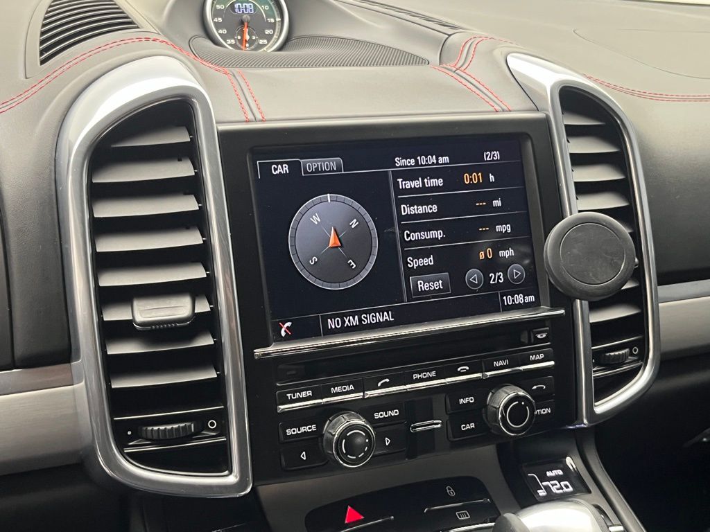 Thumbnail: 2013 Porsche Cayenne - 19