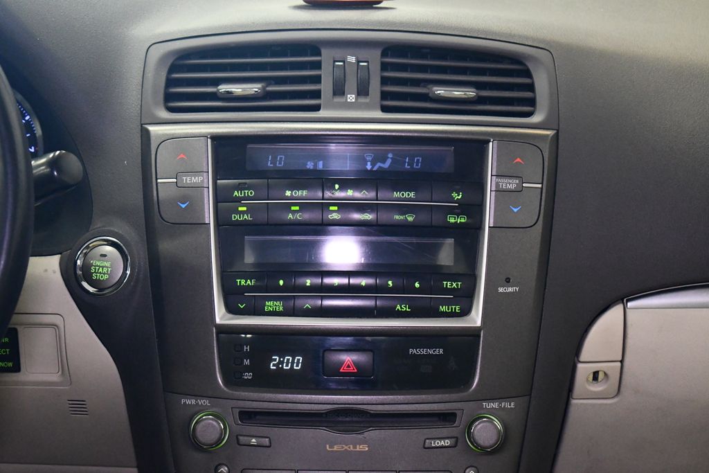 Thumbnail: 2013 Lexus IS - 15