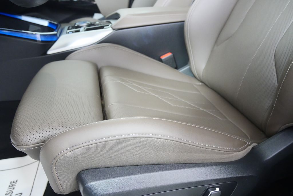 Thumbnail: 2026 BMW X3 - 9