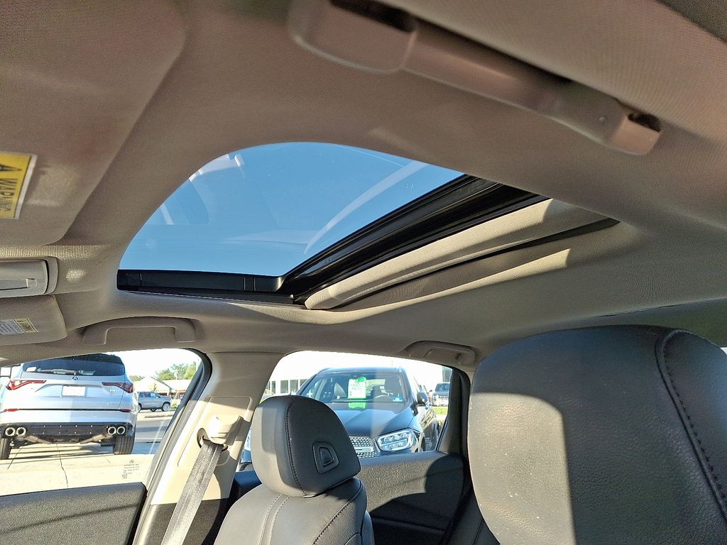 Thumbnail: 2023 Acura TLX - 15