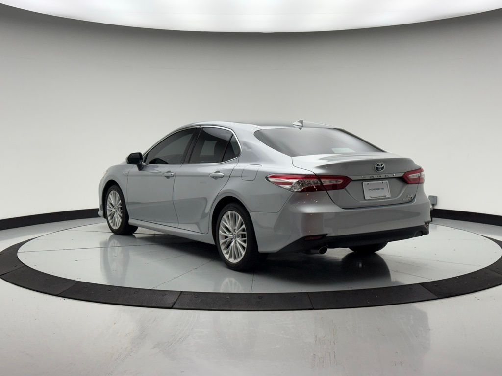 Thumbnail: 2020 Toyota Camry - 3