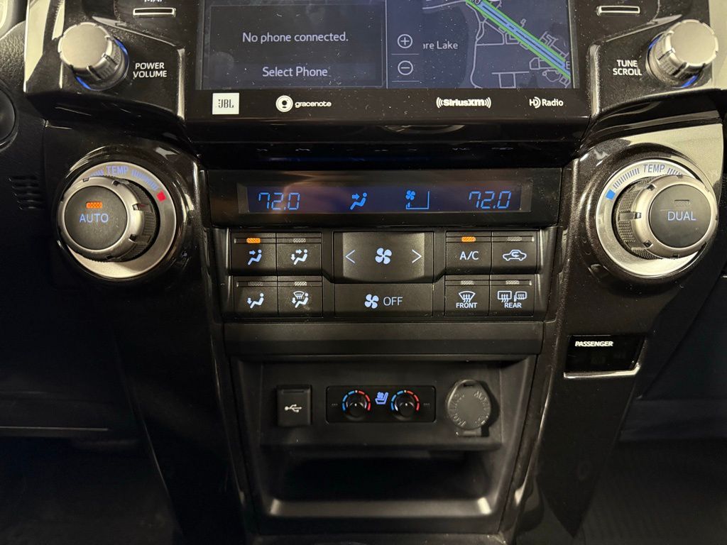 Thumbnail: 2021 Toyota 4Runner - 17