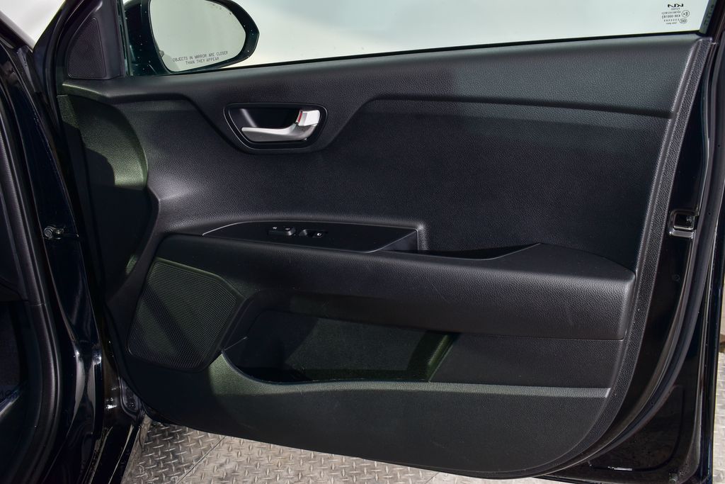 Thumbnail: 2023 Kia Rio - 25