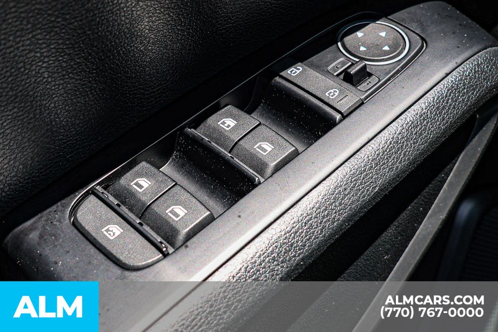 2023 Kia Soul LX photo 40