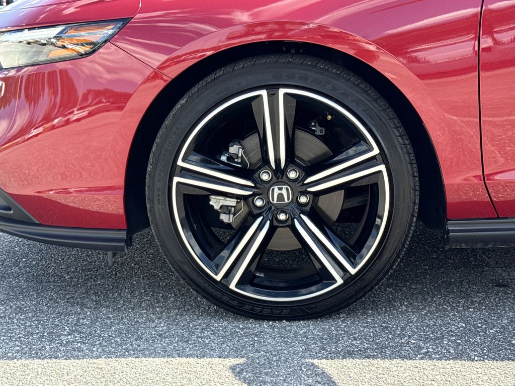 Used 2025 Honda Accord Hybrid Sedan