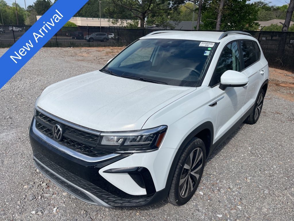 2023 Volkswagen Taos SE FWD