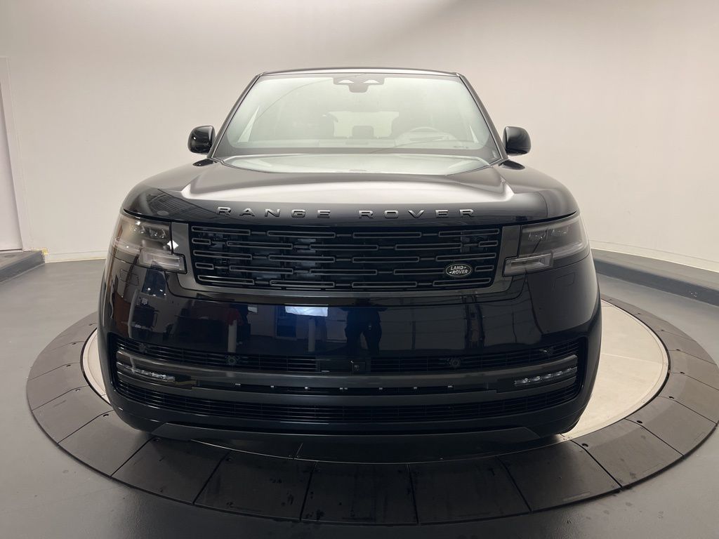 Thumbnail: 2026 Land Rover Range Rover - 8