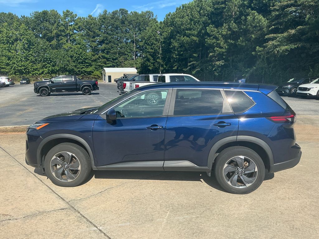Used 2025 Blue Nissan SV image 2