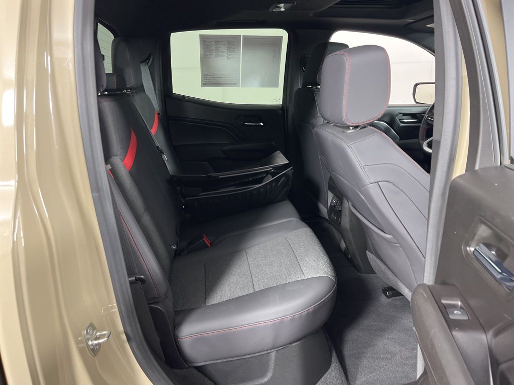 Thumbnail: 2024 Chevrolet Colorado - 13