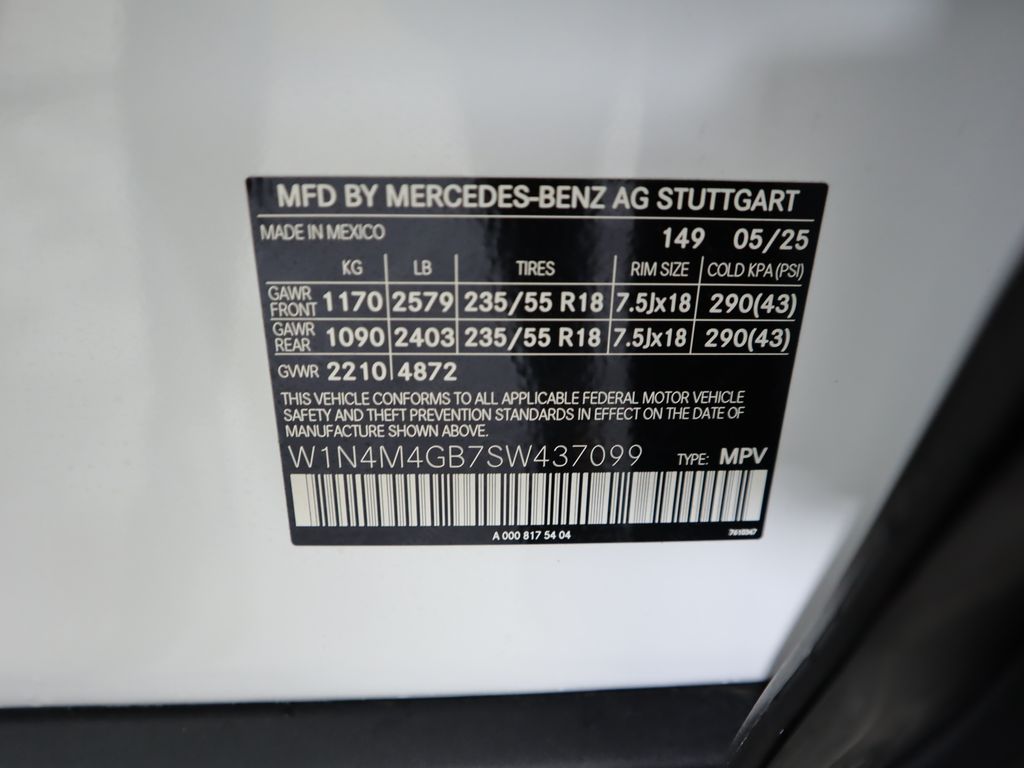 Thumbnail: 2025 Mercedes-Benz GLB - 32