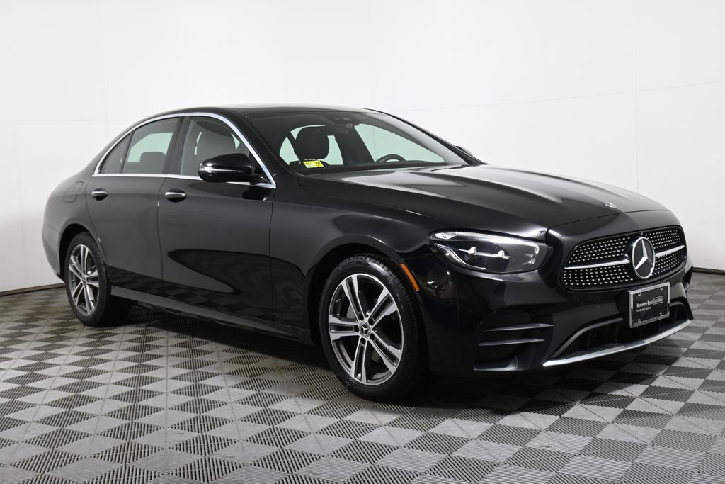 Thumbnail: 2021 Mercedes-Benz E-Class - 8