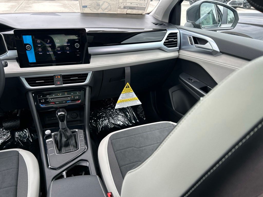 New 2026 Gray Volkswagen 1.5T SE image 11