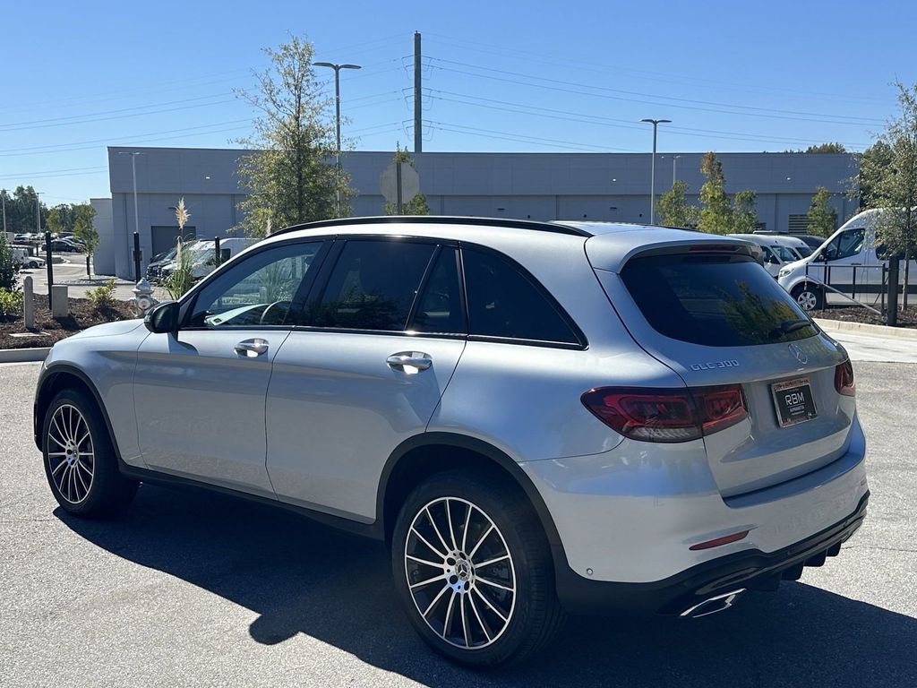 2022 Mercedes-Benz GLC GLC 300 6