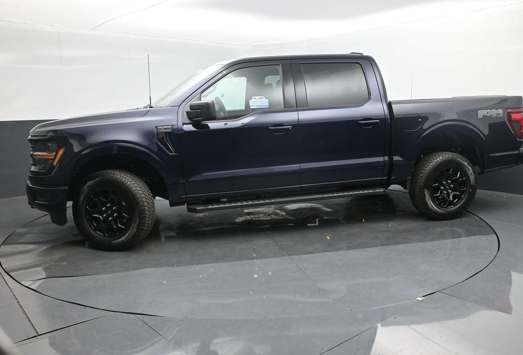 2026 Ford F-350 Super Duty LARIAT
